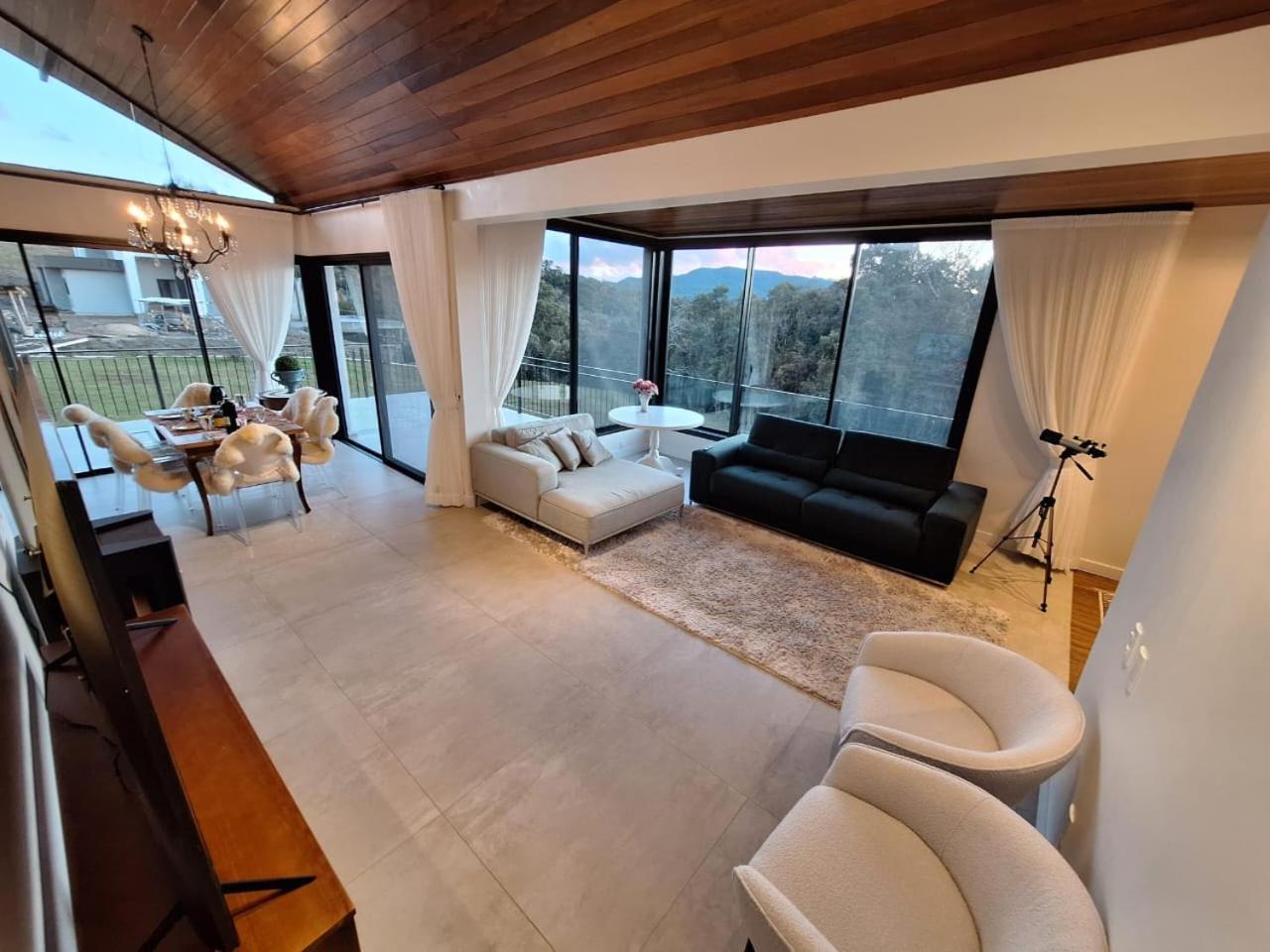 Casa Em Condominio Na Serra 兰舒凯马杜 外观 照片